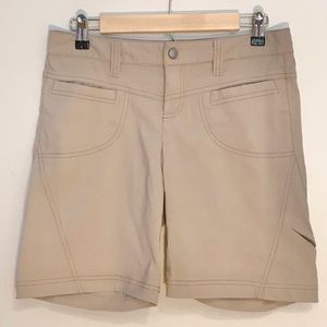 Athleta Khaki Hiking Shorts size 4